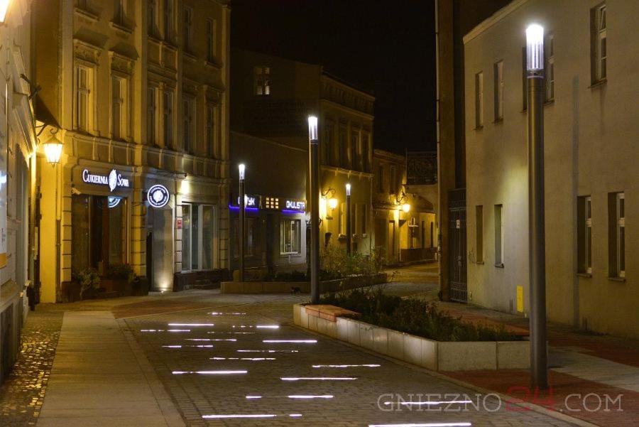 Rezydencja Marzec Gniezno Luaran gambar
